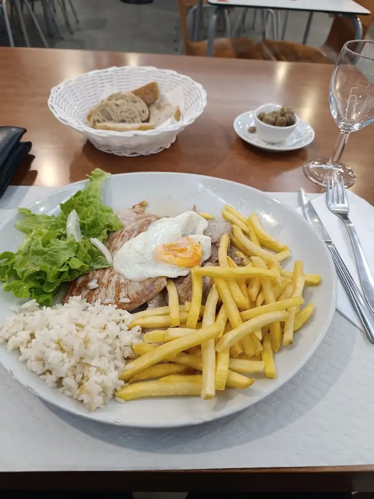 petre marius_Restaurante Primor_Casal de Cinza_reseña