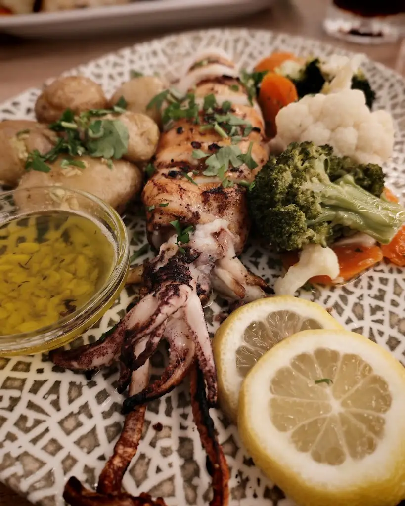 Robert Bulla_Restaurante Páteo do Faustino_Carmões_review