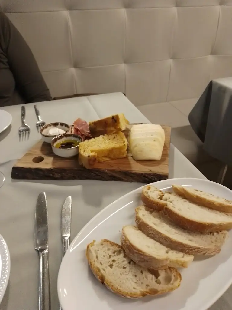 Menu_Midi_Carmões_immagine_6