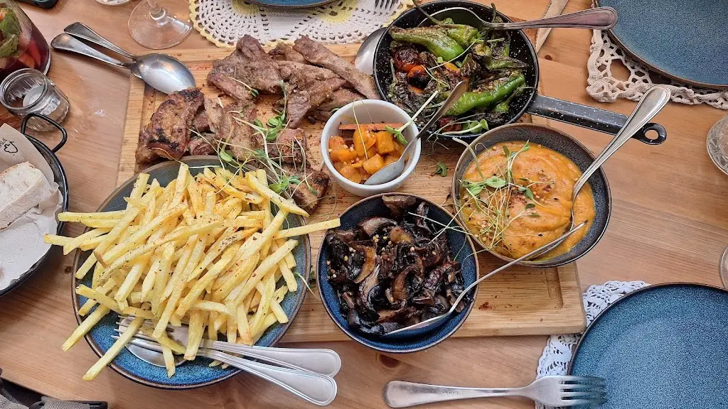 Menu_Uma Casa Portugueza_Carmões_immagine_4