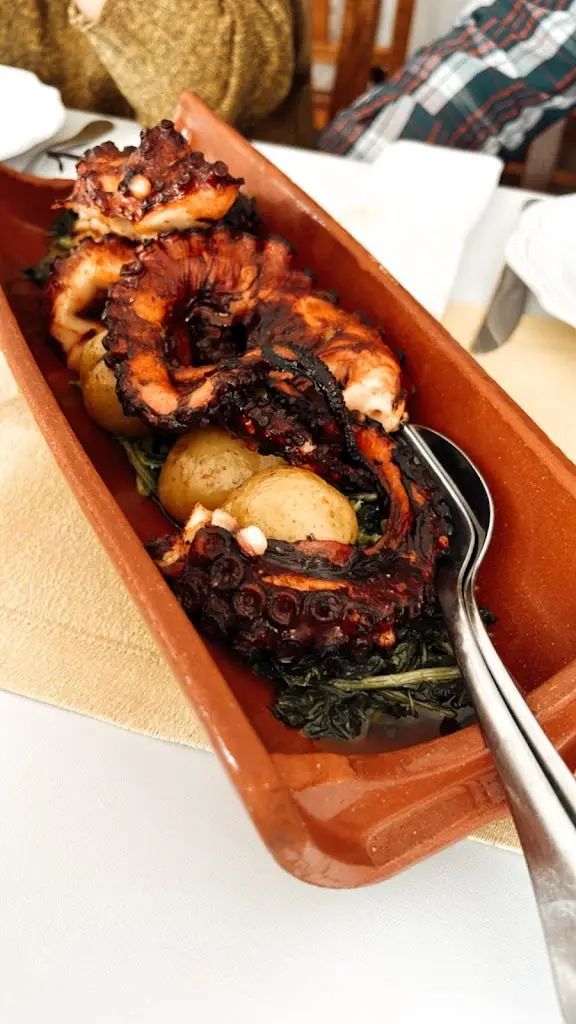 Menu_Joana's House - Restaurant and Tapas_Castelo Bom_immagine_5