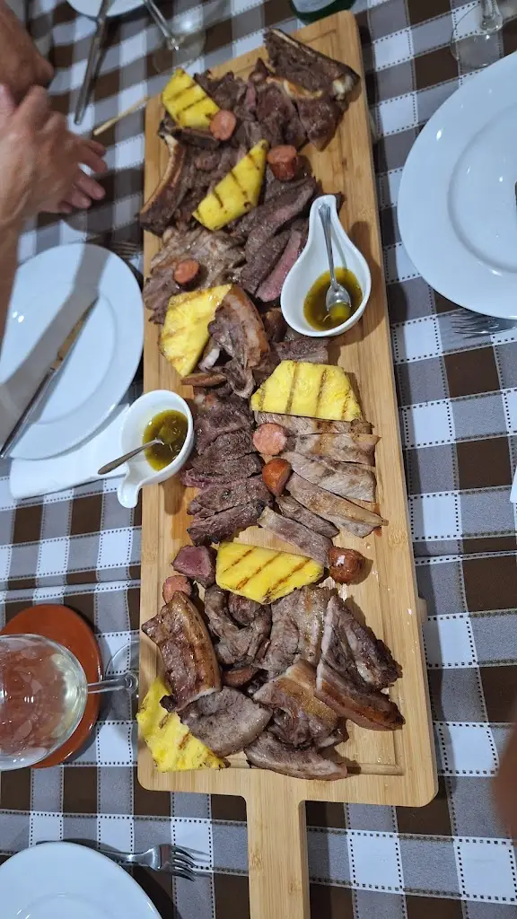 Chris Hassel_Quintinha CB-Tradições à Mesa_Casteição_recensione