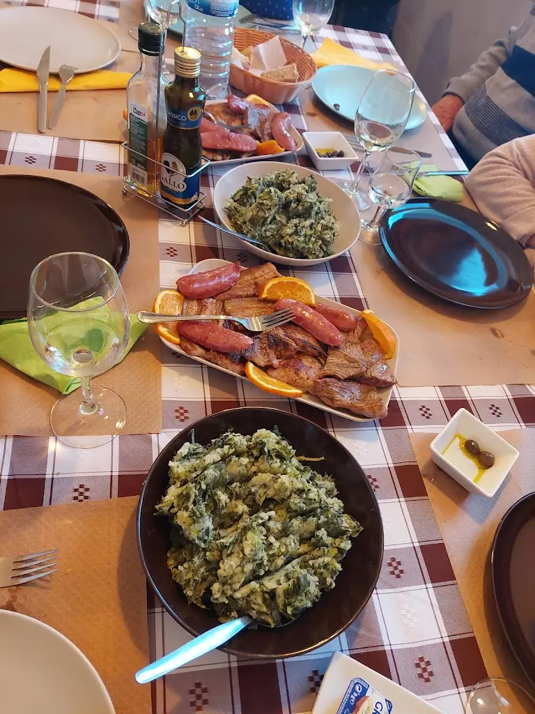 Michelle Martins_Petisqueira O Barril_Casteição_review