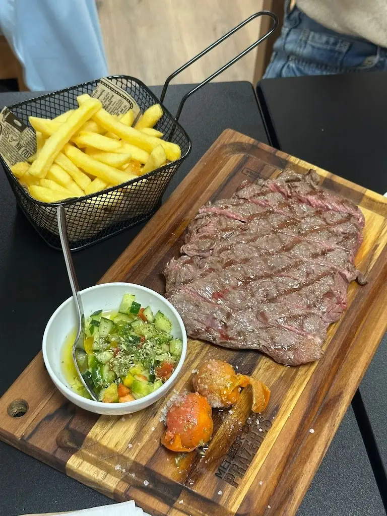 Different Dos santos_Melhor dos Prazeres_Carnaxide_review