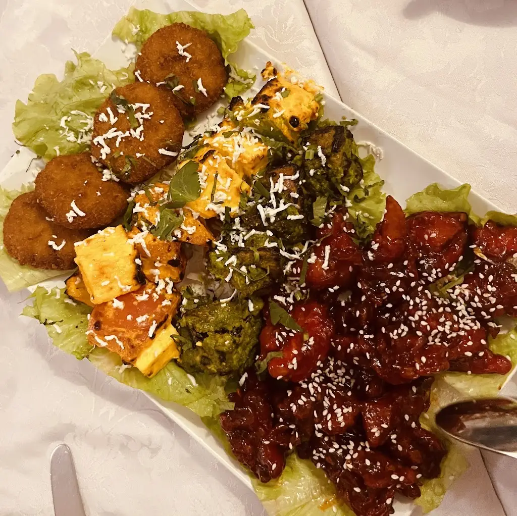 Indian Grace_Carnaxide_slider_image_3