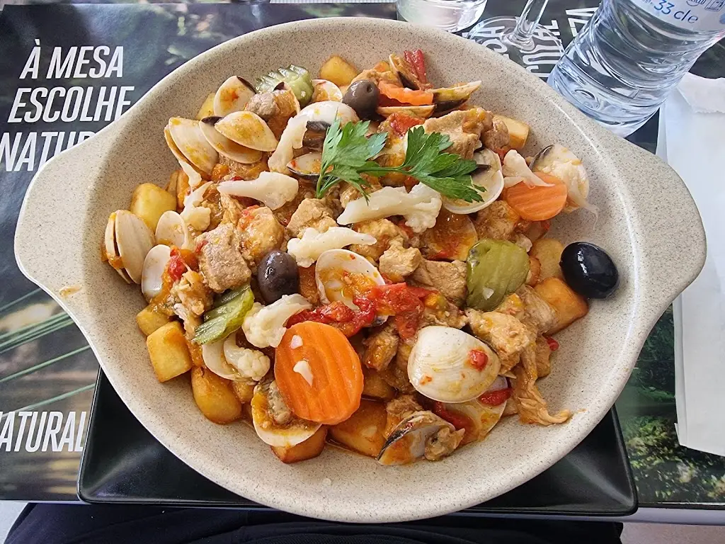 Antonio Santos_Bitoque & Companhia_Cativelos_review