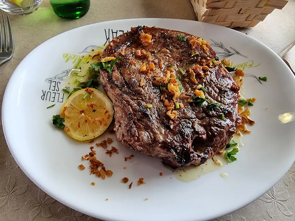 Klauss Pontes_Quinta do Lago_Celorico da Beira_reseña