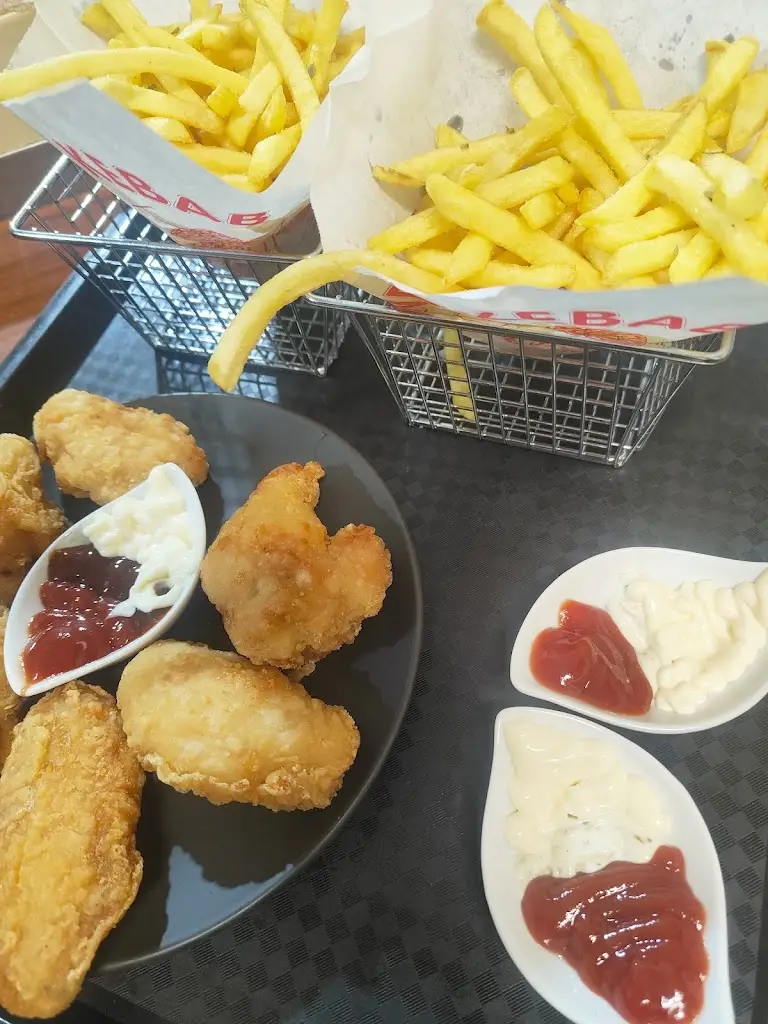 Menu_HUNGERIZZA DE RESTAURANT_Castanheira_immagine_6