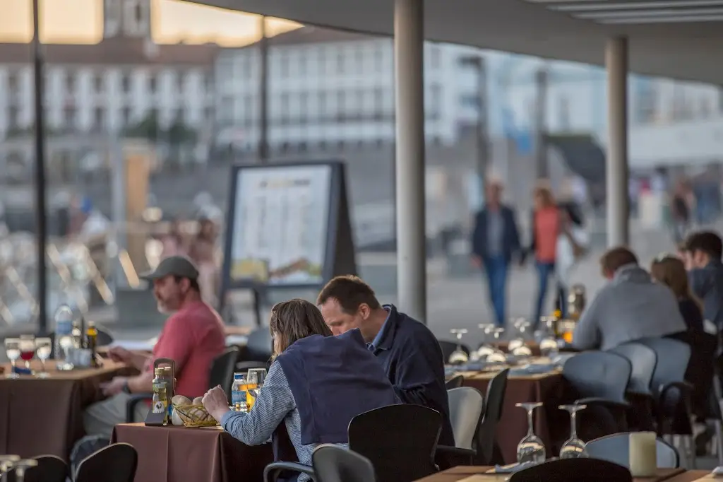 STAGE Restaurant_Arrifes_slider_image_1