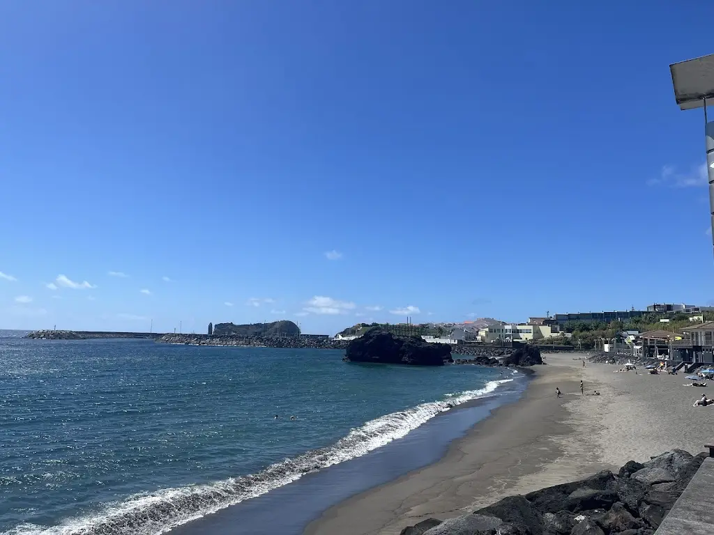 Ryan Pimentel_Bar Vinha d’Areia_Vila Franca do Campo_recensione