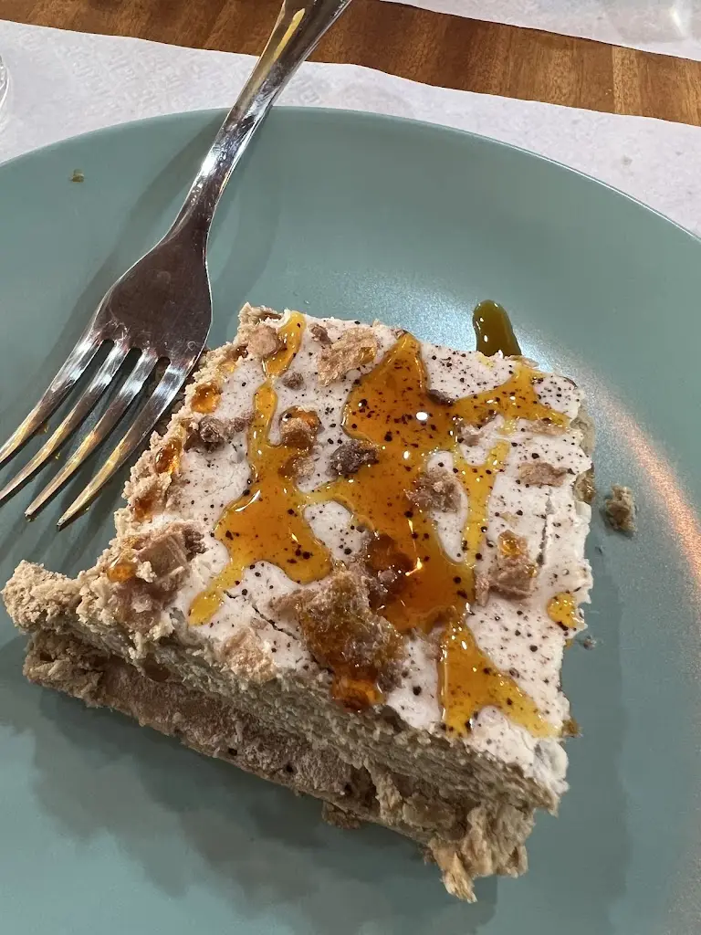 andre ribeiro_Reviravoltas tapas_Castanheira_recensione