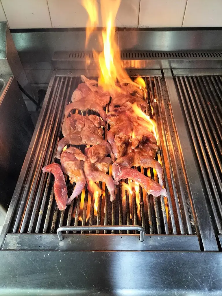 Reviravoltas tapas_Castanheira_slider_image_3