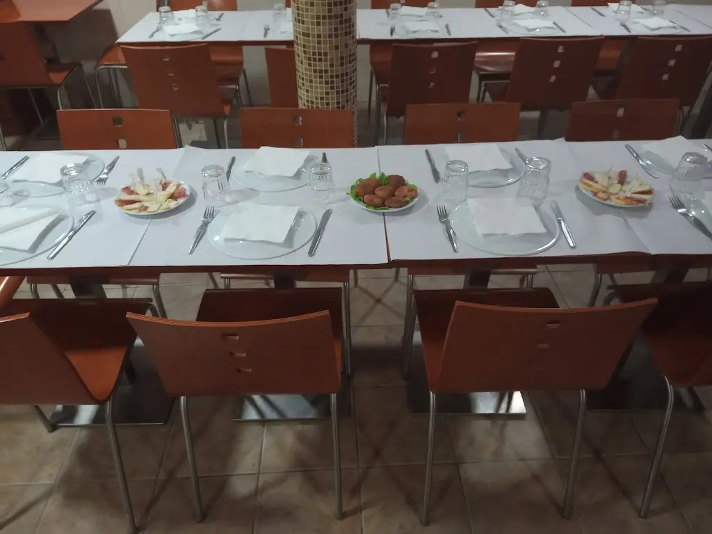 Mila_Castanheira_slider_image_1