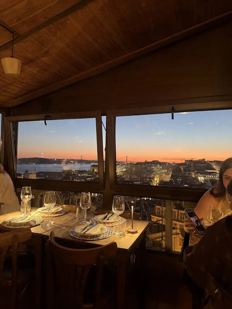 Chapitô à Mesa_Castelo (Lisbon)_slider_image_3