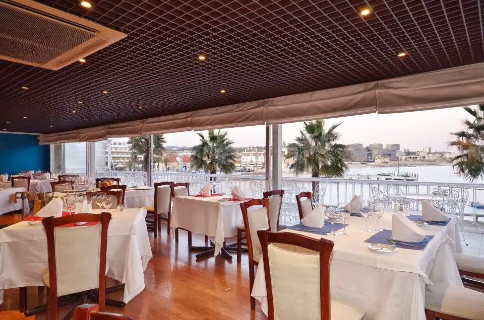 Baía do Peixe - Cascais_Cascais_slider_image_1