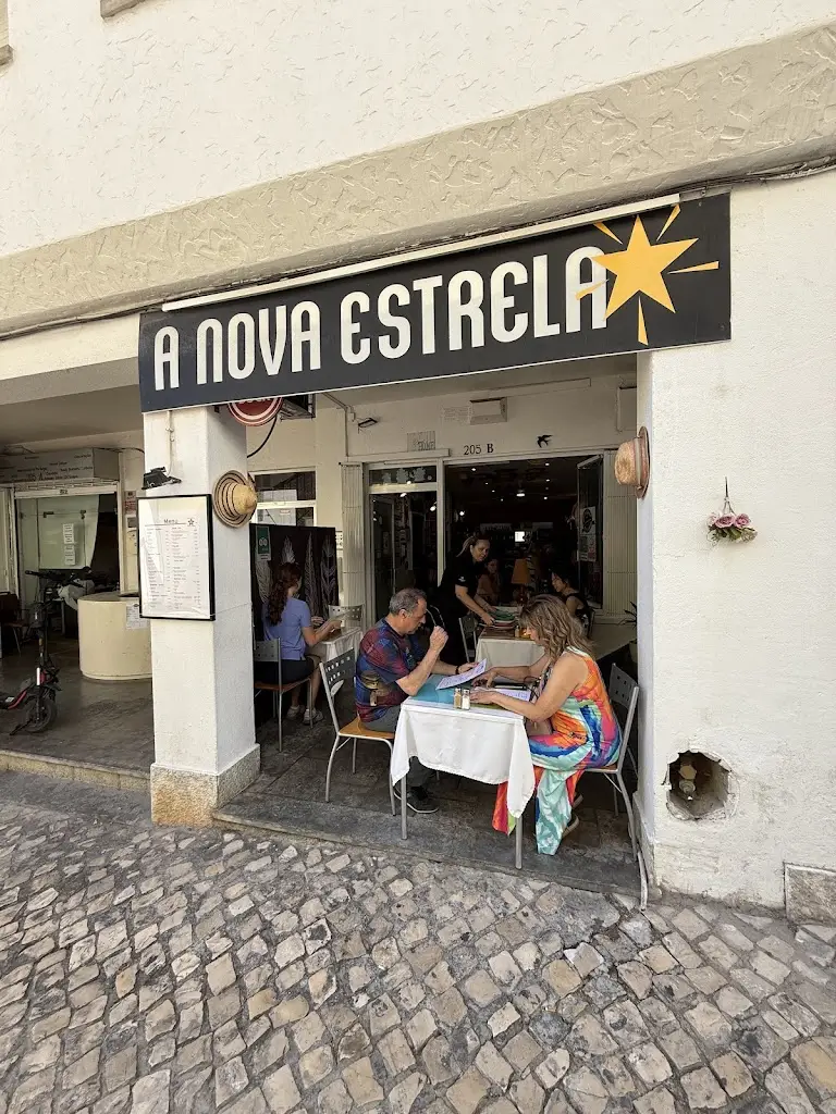 Kenzie Winther_A Nova Estrela_Cascais_reseña