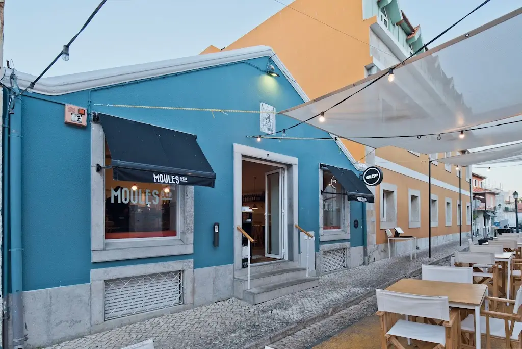 Moules & Gin_Cascais_slider_image_1