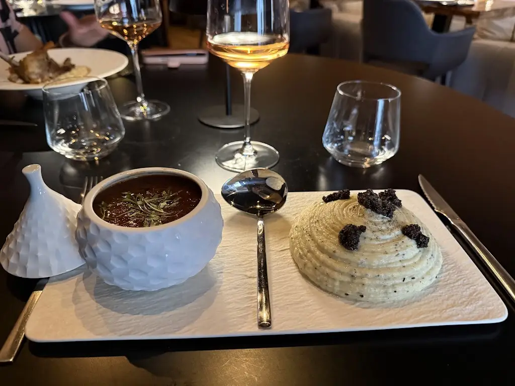 john allan_Lumière - Restaurante Bar_Cascais_recensione