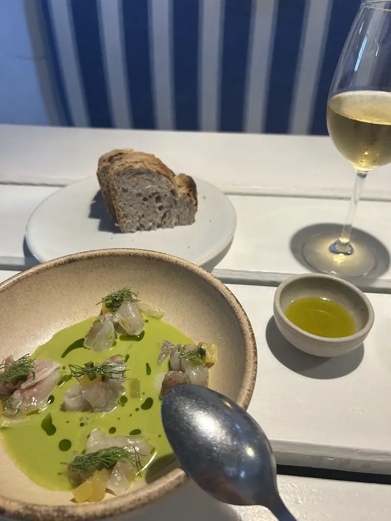 Jodi Chao_Cavalariça_Carvalhal_review