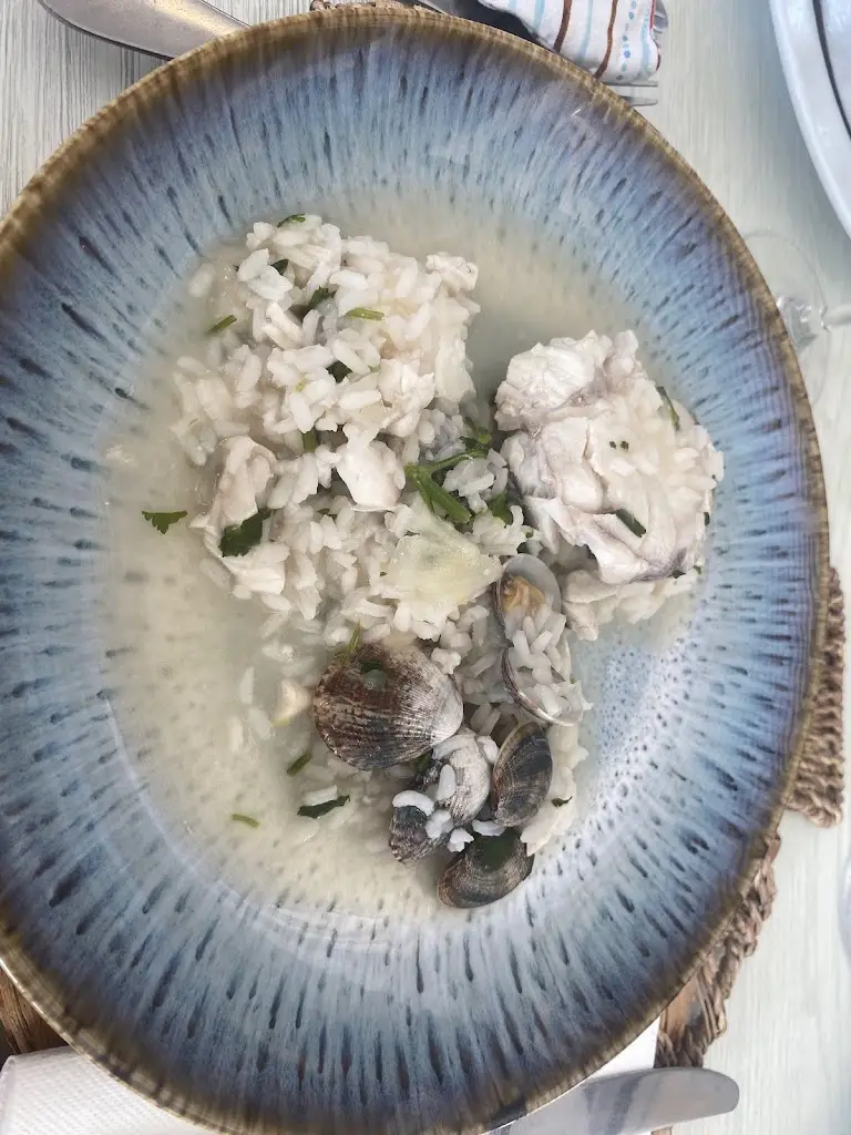 Ana Madeira_Dona Bia_Carvalhal_review