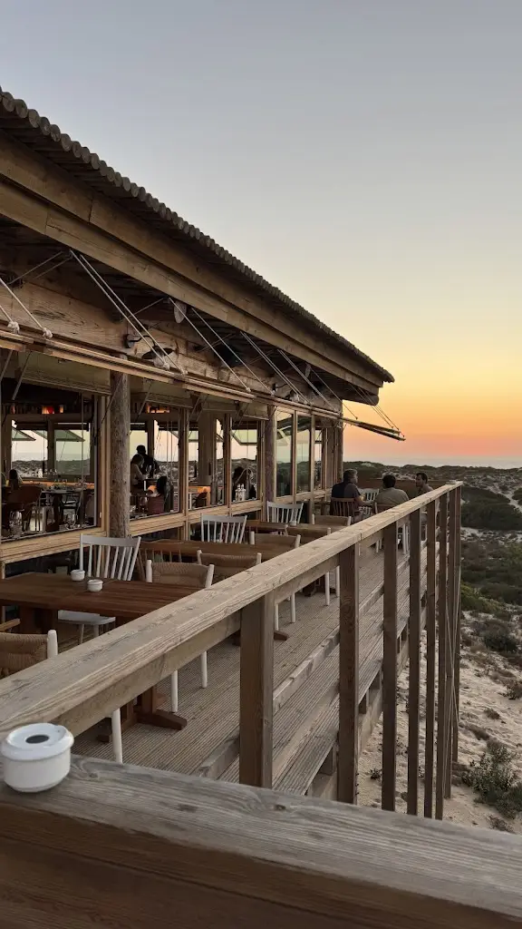 Christian Kehr_Praia na Comporta - Restaurant By Philippe Starck_Carvalhal_recensione