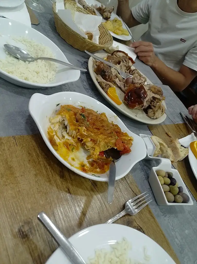 boys Diaby_Restaurante Dias_Castelo Rodrigo_recensione