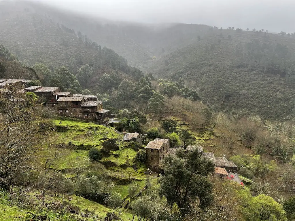 Dmitry Aleshkovskiy_Cerdeira - Home for Creativity_Cerdeira_recensione