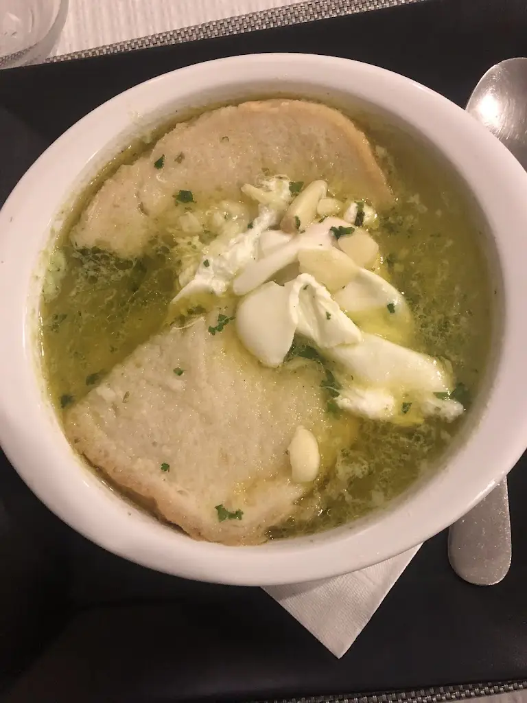 Maria_A Grelha de Carnide_Carnide_recensione