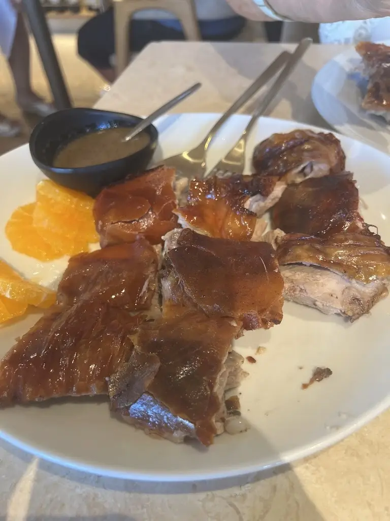 Jorge Soares Albergaria_Eliseu dos Leitões_Carnide_recensione