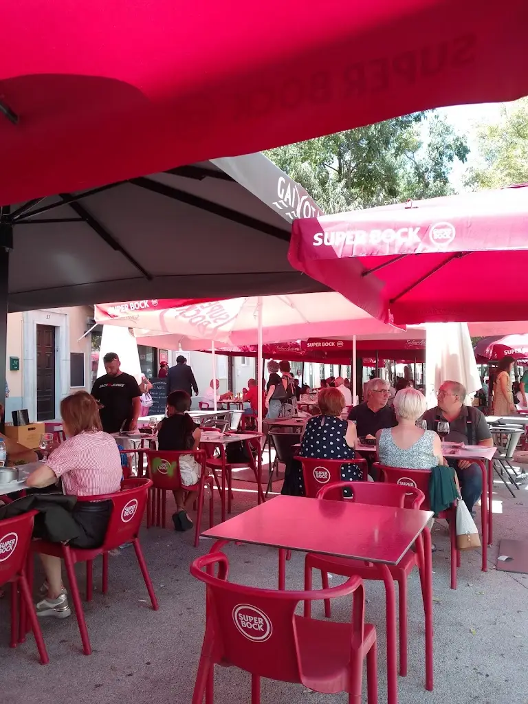 Gaivota Voando ristorante a Carnide