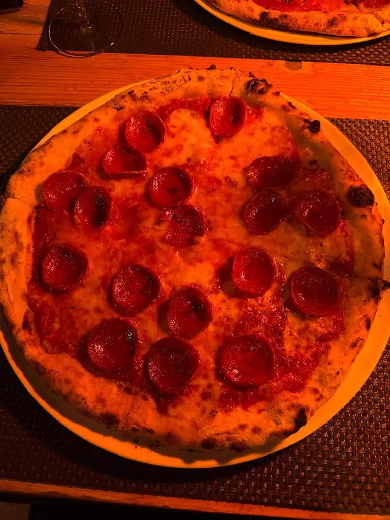 Marijn Oele_Pizzaria Nonna Ada_Cheleiros_recensione