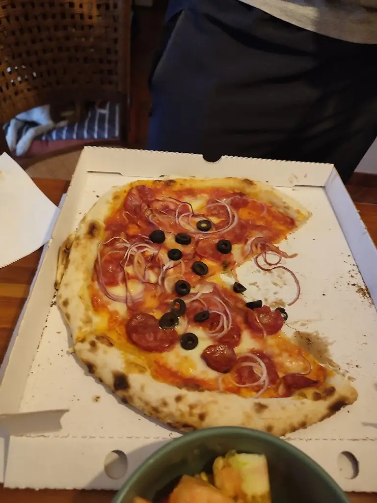 Carla Harris_Pizzaria Nonna Ada_Cheleiros_recensione