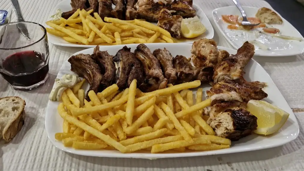 Churrasqueira do Pobral ristorante a Cheleiros