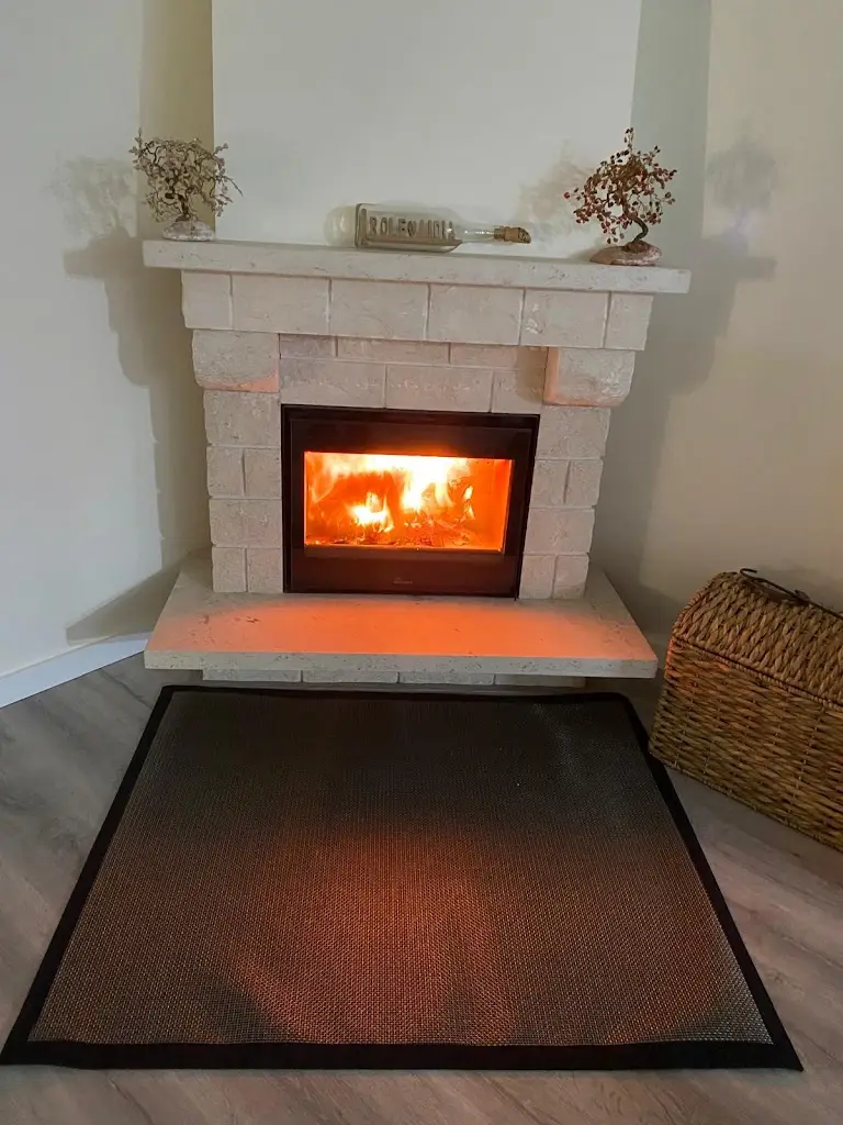 Mármores Mota ristorante a Cheleiros