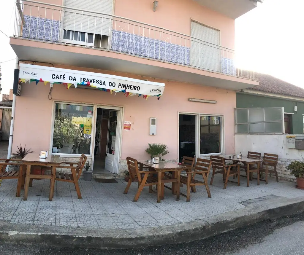 Open Esfiha House_Cheleiros_slider_image_1