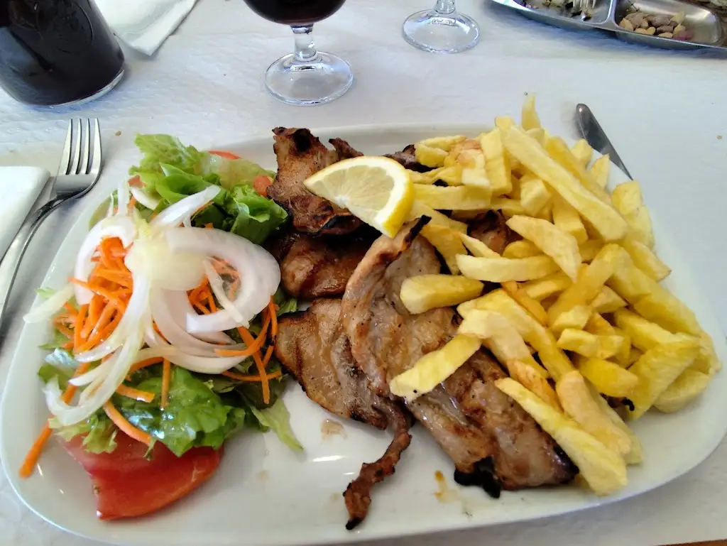 Restaurante O Azeiteiro_Cheleiros_slider_image_3