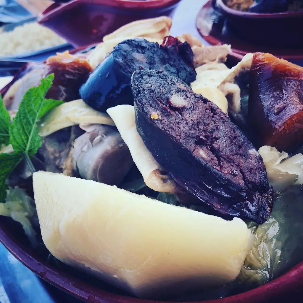 Sérgio Proença_Cantinho da Rosa_Cheleiros_review