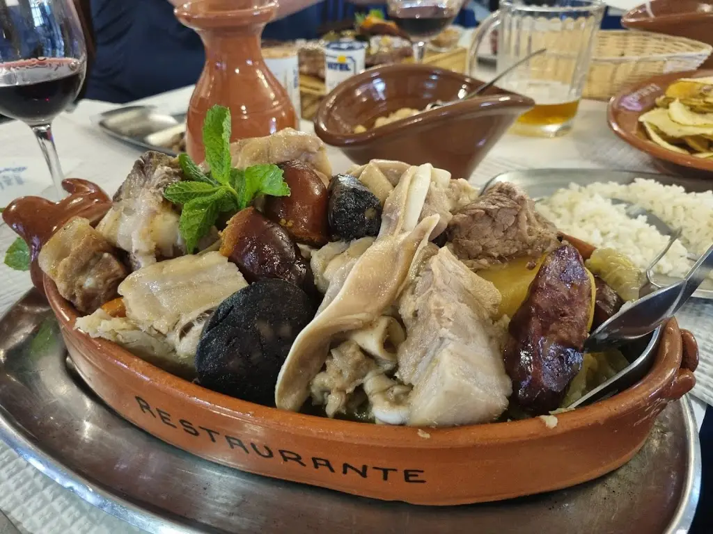 Cantinho da Rosa_Cheleiros_slider_image_3