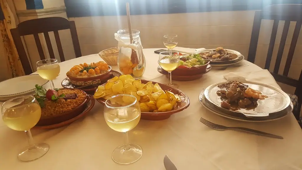 António J Moreira Marques_Cheleiros_slider_image_2