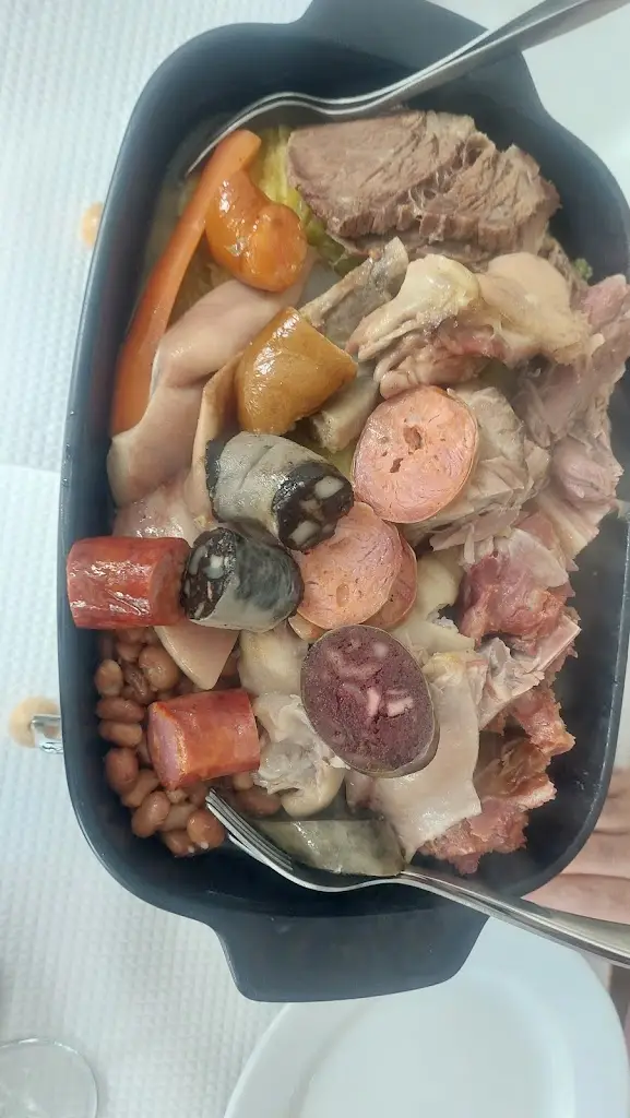 Mouloud Loulou_Restaurante O Infante_Cruz Quebrada - Dafundo_reseña