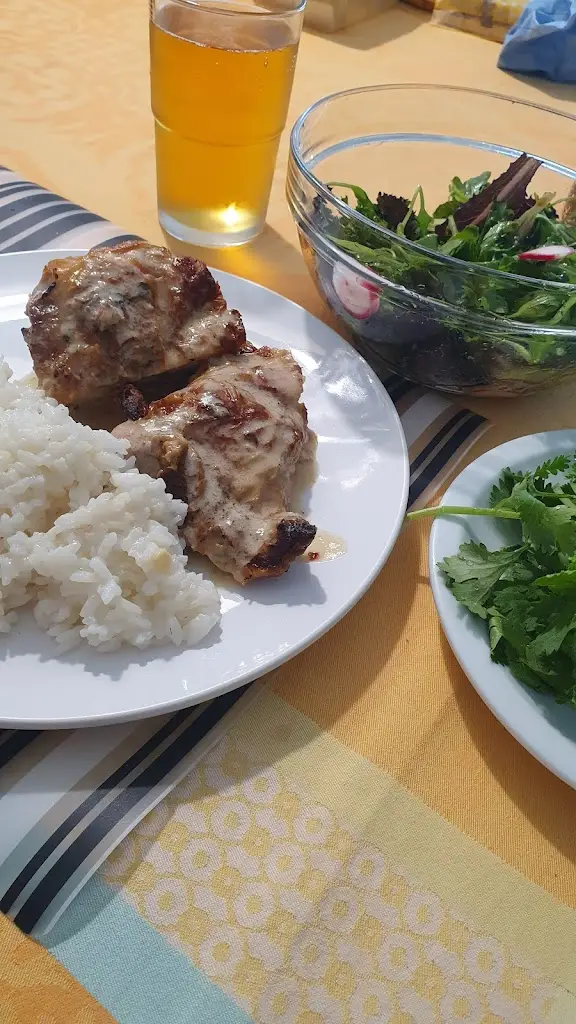 Hugo Rodrigues_Momi Frango na Brasa_Cruz Quebrada - Dafundo_reseña