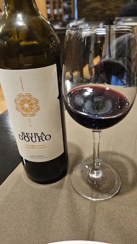 Vincent Mok_Toca da Raposa_Ervedosa_review