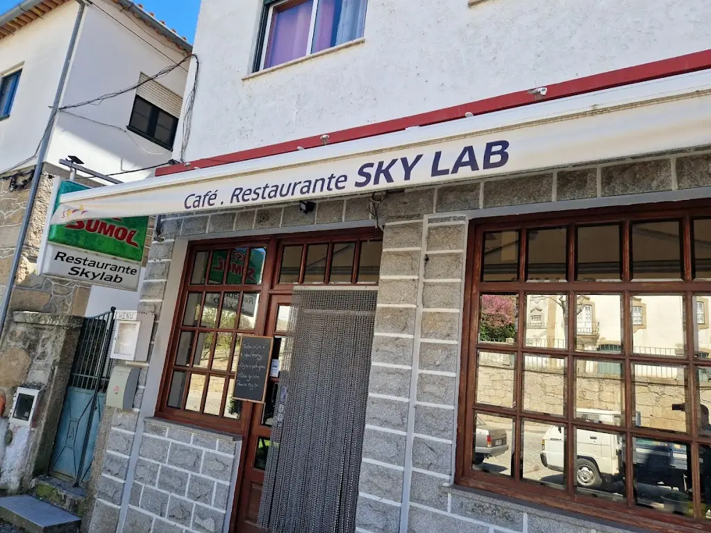 Skylab_Ervas Tenras_slider_image_1