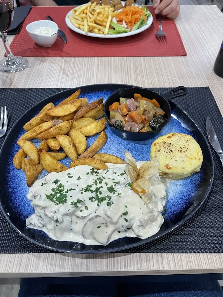 Alex Pike_Deep Taste Restaurante_Ervas Tenras_review