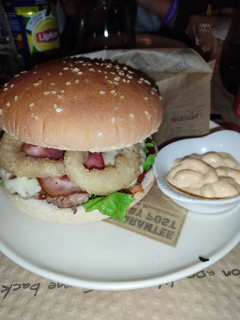 Menu_Artisan Burguer_Ervas Tenras_immagine_1