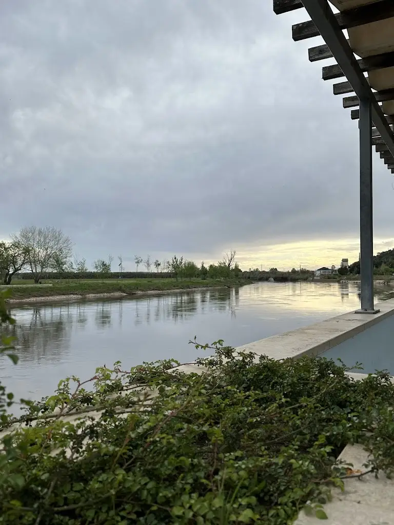 Blue Bar_Coruche_slider_image_3