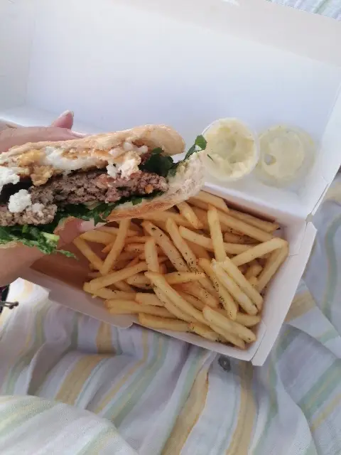 Madalena Pereira_MrRino Burger&Pizza_Coruche_review