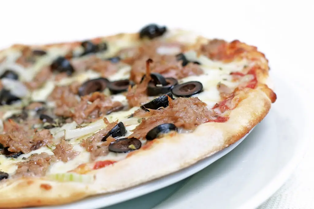 MrRino Burger&Pizza_Coruche_slider_image_2