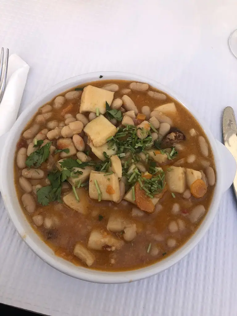 Bárbara A. Lopes_Ó Manel_Coruche_recensione