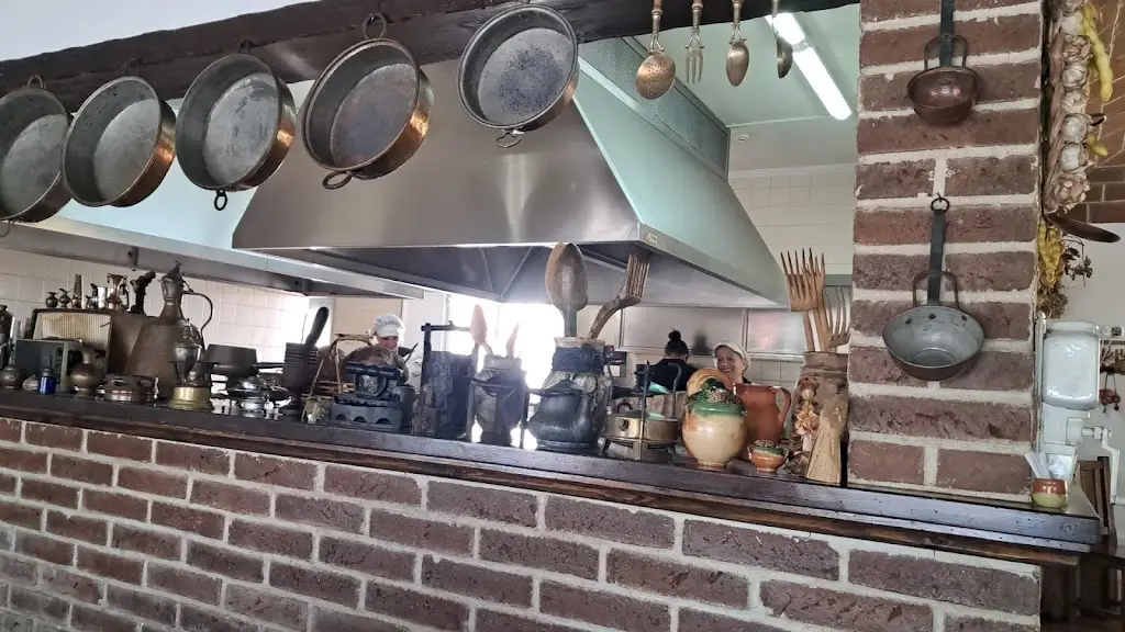 Mila Tadeia_Fonte de Pau_Coruche_reseña